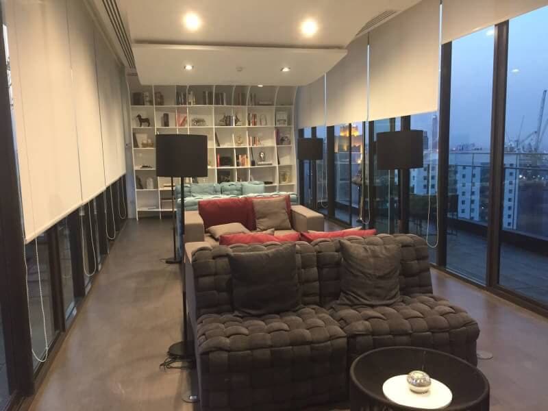 9686 – 103_living_room.jpg