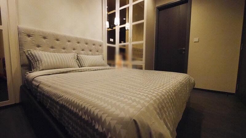 9687 – 201_bedroom.jpg