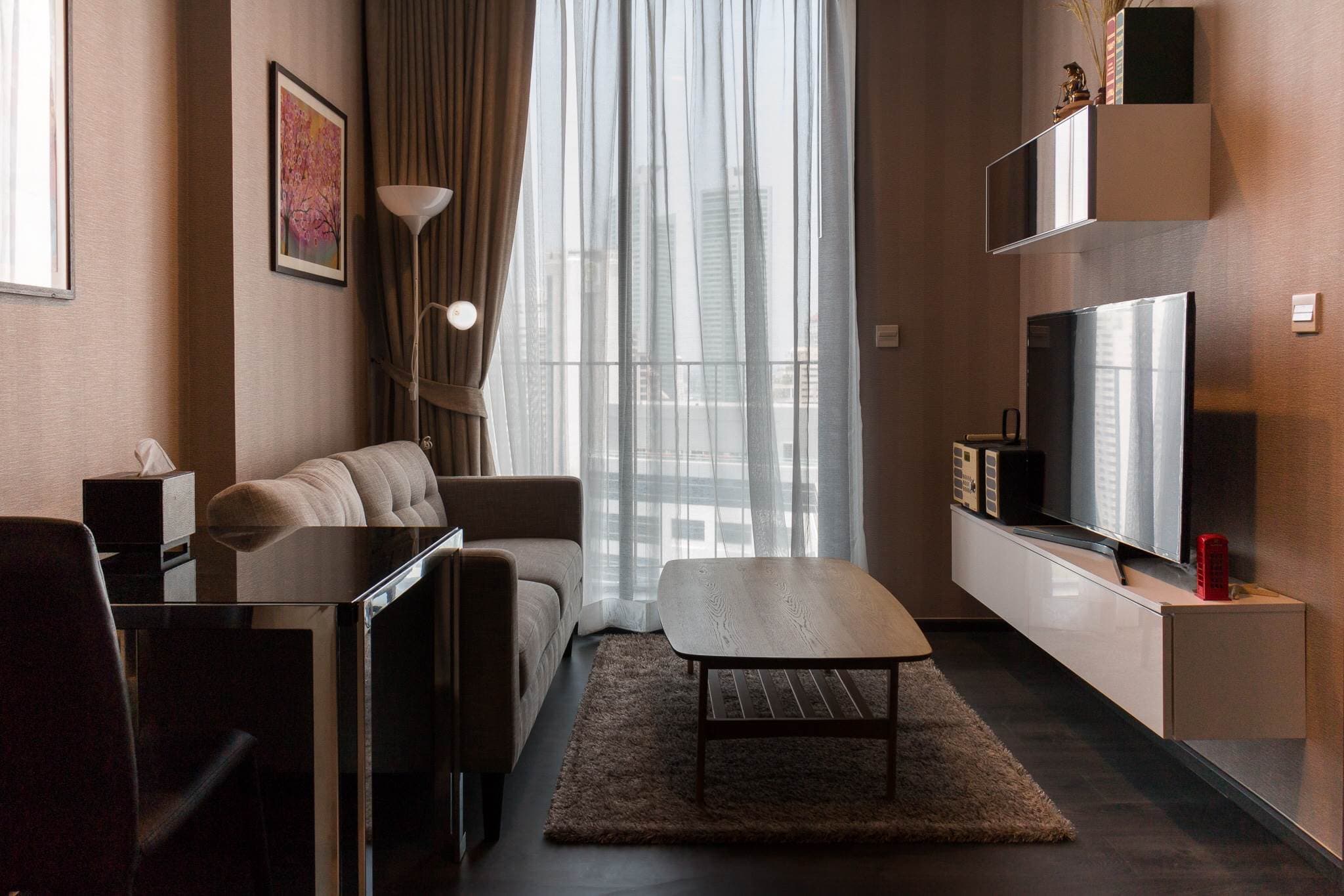 Edge Sukhumvit 23