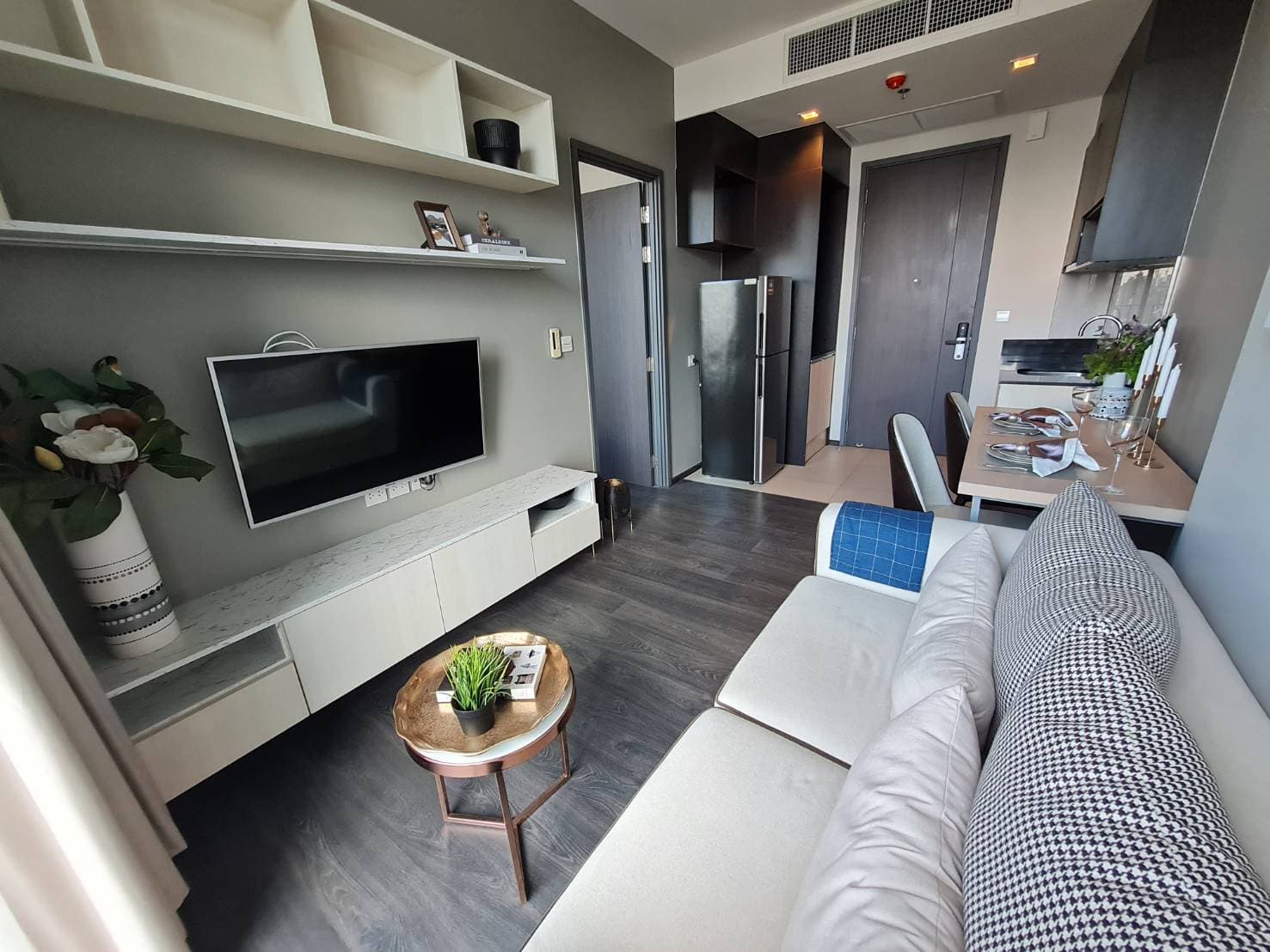 Edge Sukhumvit 23