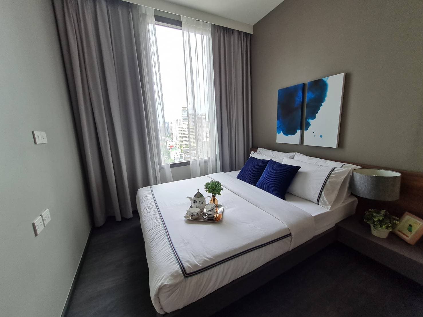 9690 – 201_bedroom.jpg