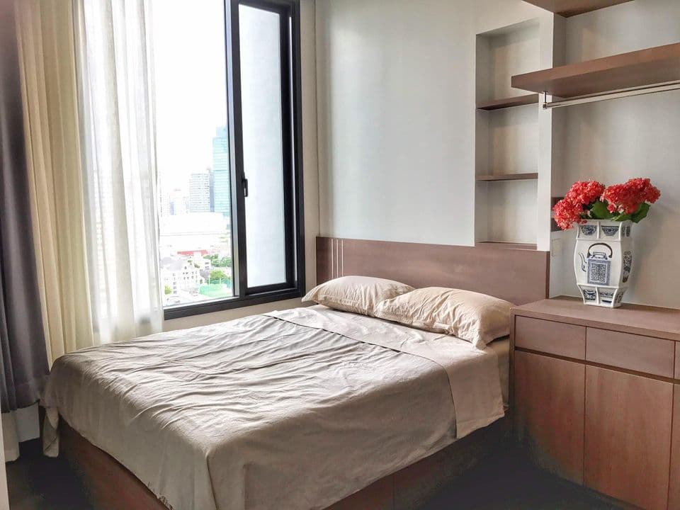 9692 – 201_bedroom.jpg